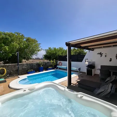 Casa Pedro - Duplex With Jacuzzi, Pool, Ac And Sea Views Playa Blanca (Lanzarote)